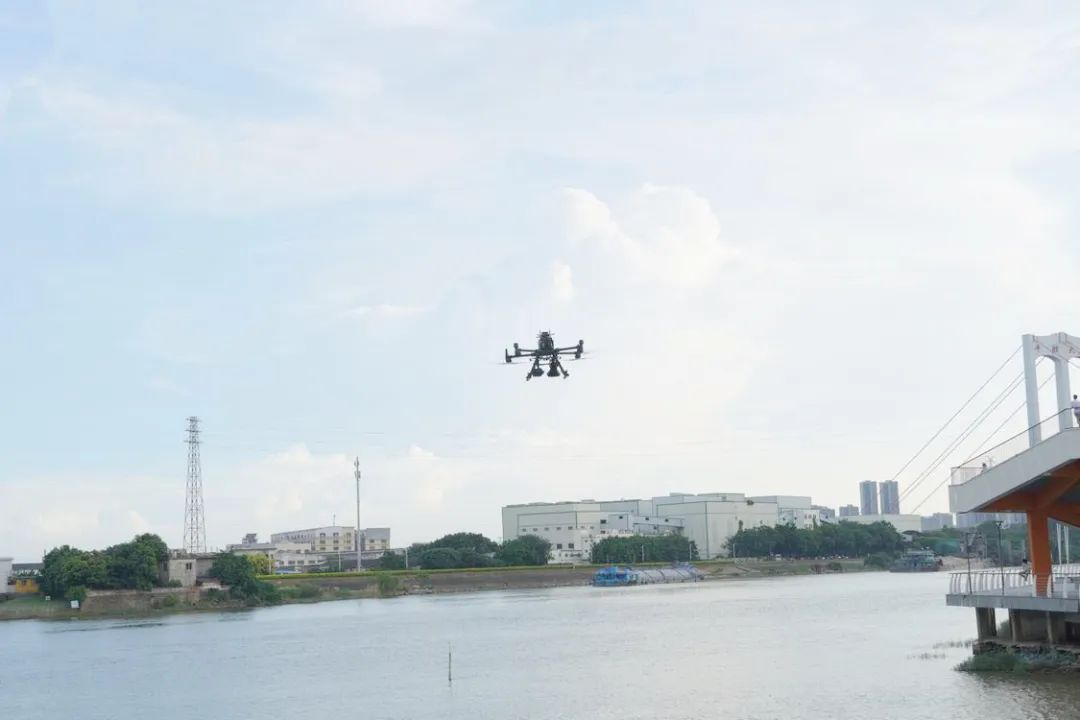 野泳劝导 | 无人机喊你上岸